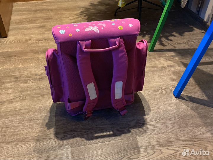 Рюкзак школьный почти новый