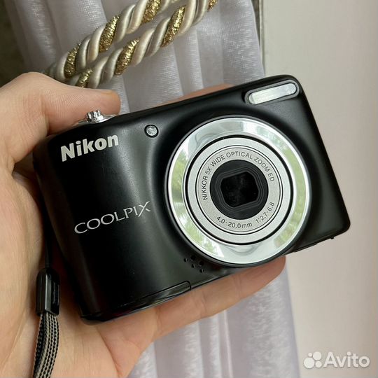 Компактная камера Sony, Nikon