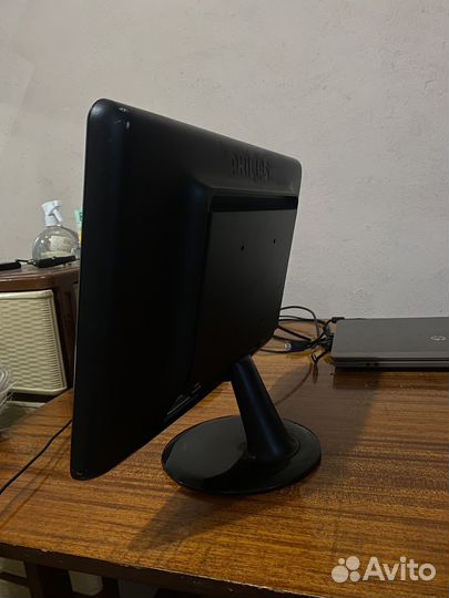 Монитор Philips