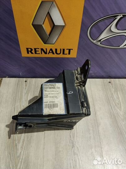 Корпус блока предохранителей реле Renault laguna 3