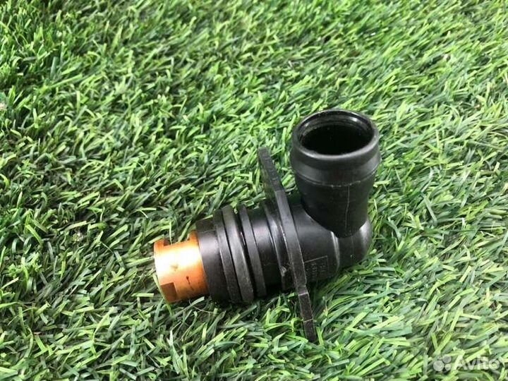 Клапан вентиляции картерных газов Bmw 5 F10 N52B25