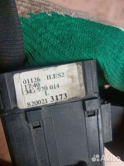 Переключатель подрулевой (стрекоза) Renault Logan