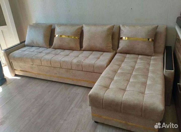 Угловой диван в наличии не б/у