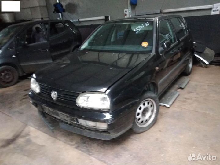 Двигатель (двс) б/у Volkswagen Golf-3 AEE 1.6
