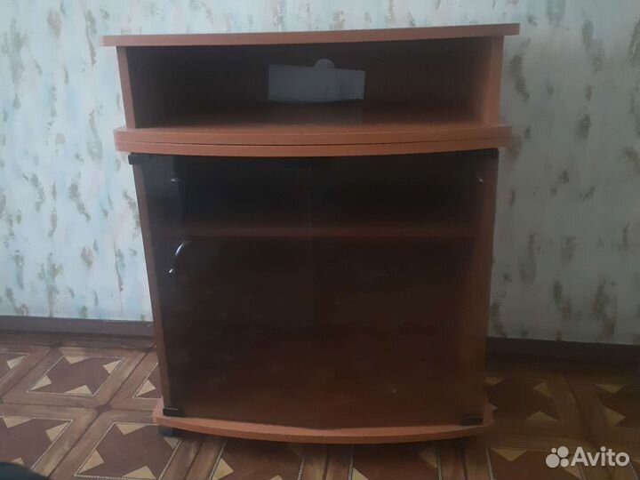 Тумба под телевизор