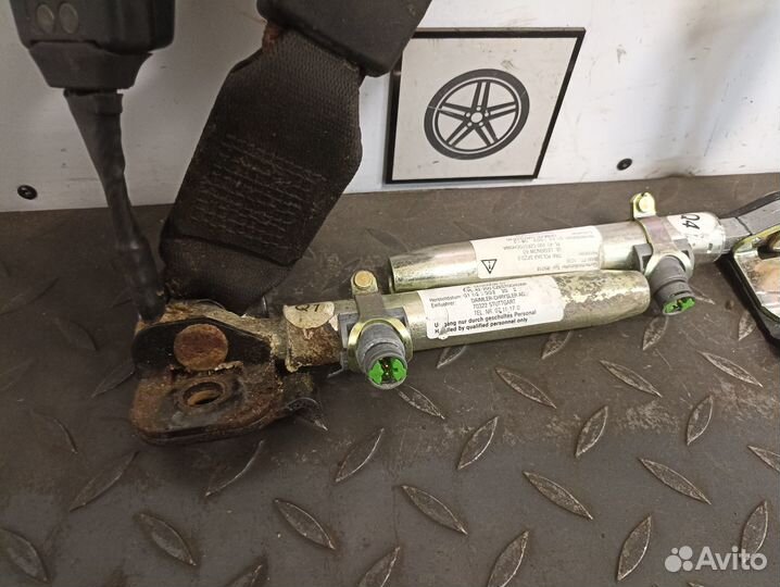 Ответная часть ремня Mercedes Benz W203