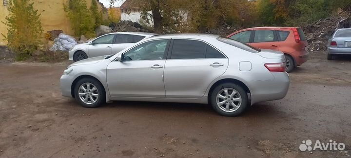 Toyota Camry 2.4 AT, 2011, 300 000 км