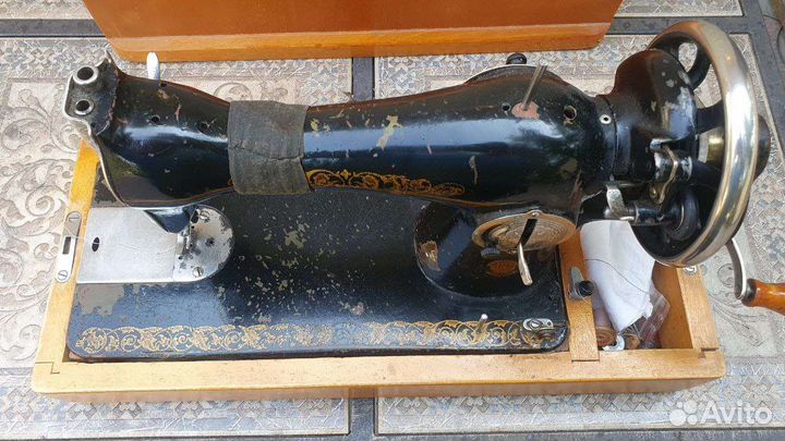 Швейная машинка подольская ручная
