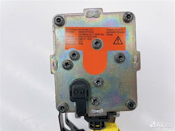 Ремень безопасности передний правый Porsche