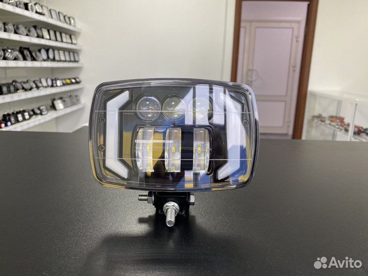 Фара светодиодная LED ближний/дальний