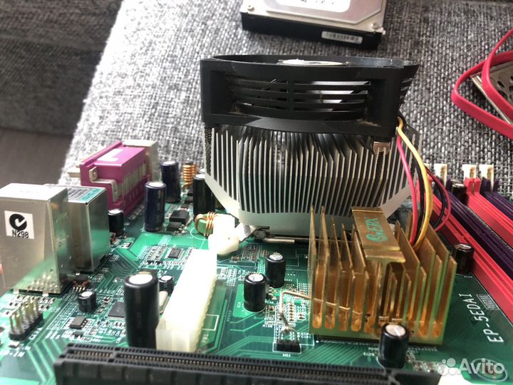 Материнская плата на 775 сокете + процессор