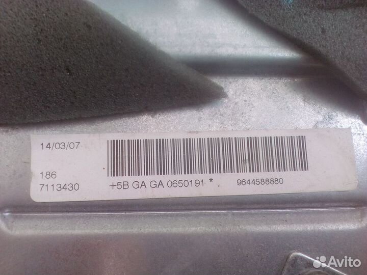 Airbag пассажир в панель Пежо 407 2004-2010