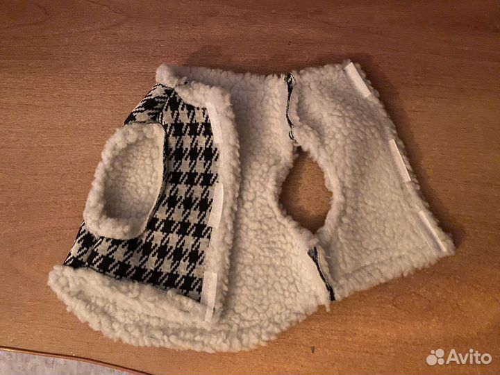 Жилетка для маленьких собак