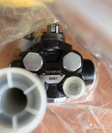 Механический топливный насос 6HK1