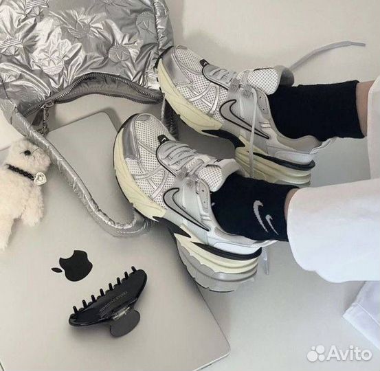 Nike V2K Run Runtekk Summit White Metallic Silver