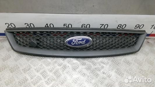 Решетка радиатора ford focus 2 (LDN06QF01)