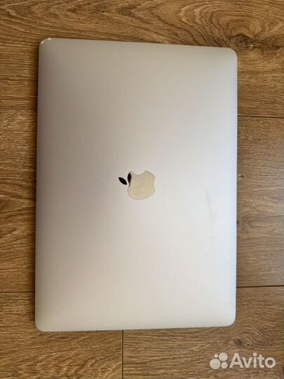 Ноутбук Apple MacBook Pro 13