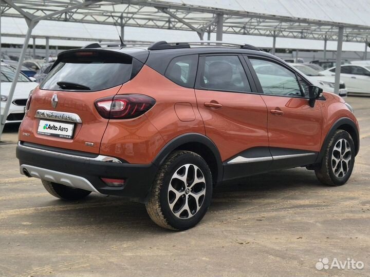 Renault Kaptur 2.0 AT, 2017, 111 212 км