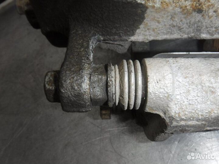 Суппорт передний левый Hyundai Solaris G4FC 2012