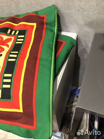 Наволочка декоративная с орнаментом