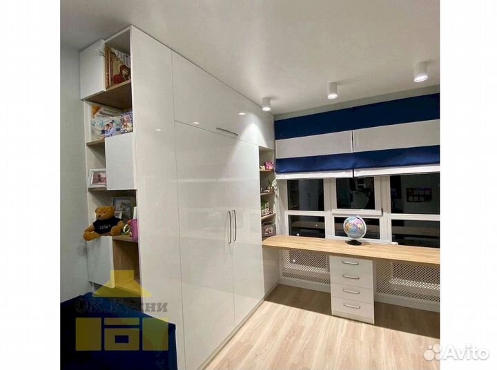 Угловой шкаф