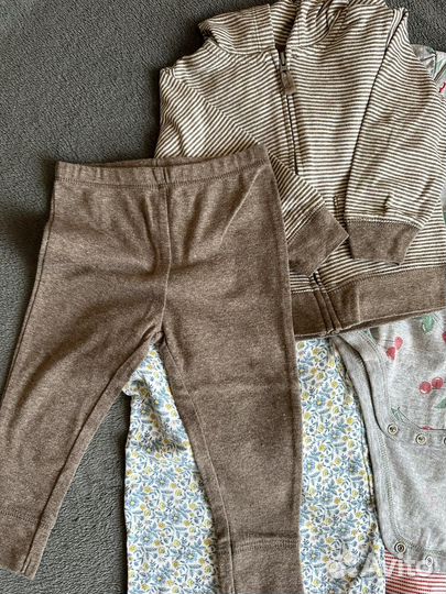 Комплект одежды на девочку 12 месяцев