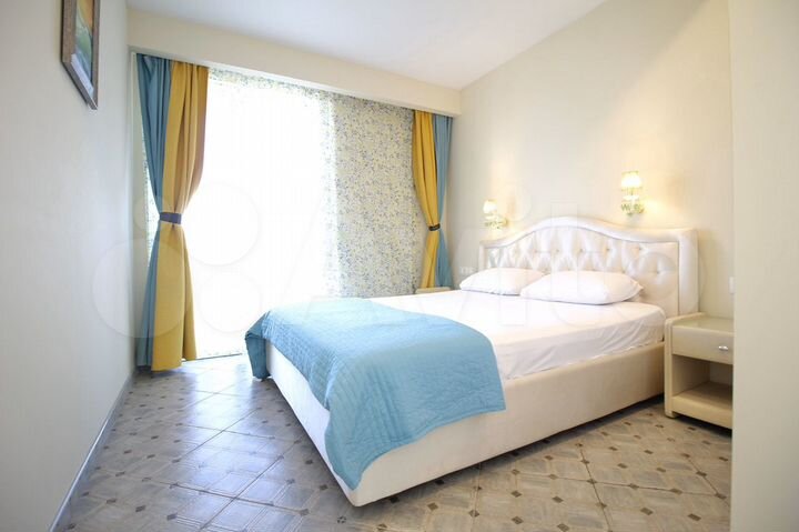 3-к. квартира, 100 м², 8/12 эт.