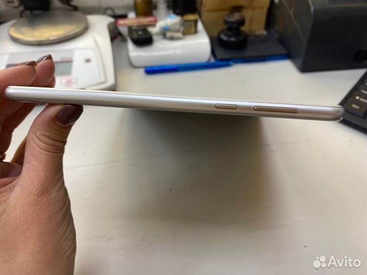 Планшет huawei mediapad M3 lite 10 32GB