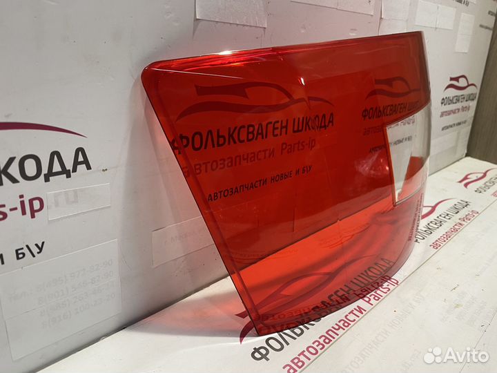 Фонарь задний левый (стекло) Skoda Octavia A7