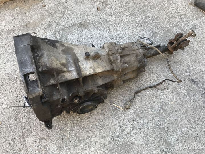 МКПП 4-х ступенчатая Audi 100 (C3) 1983 г.в