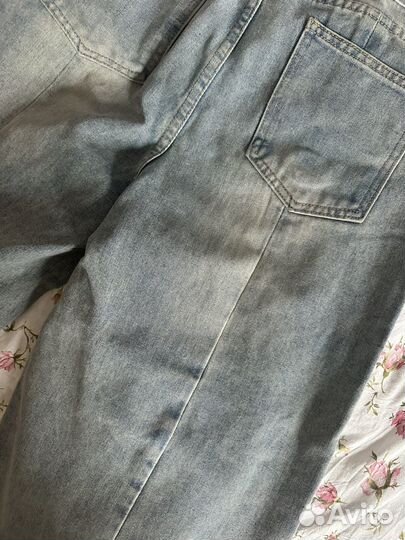 Джинсы широкие