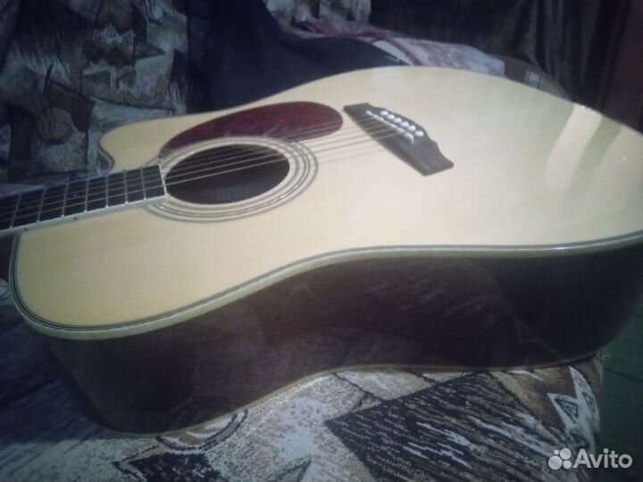Акустическая гитара бу
