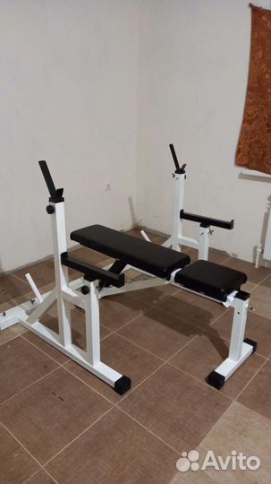 Стойки для жима со страховкой и скамьёй для жима