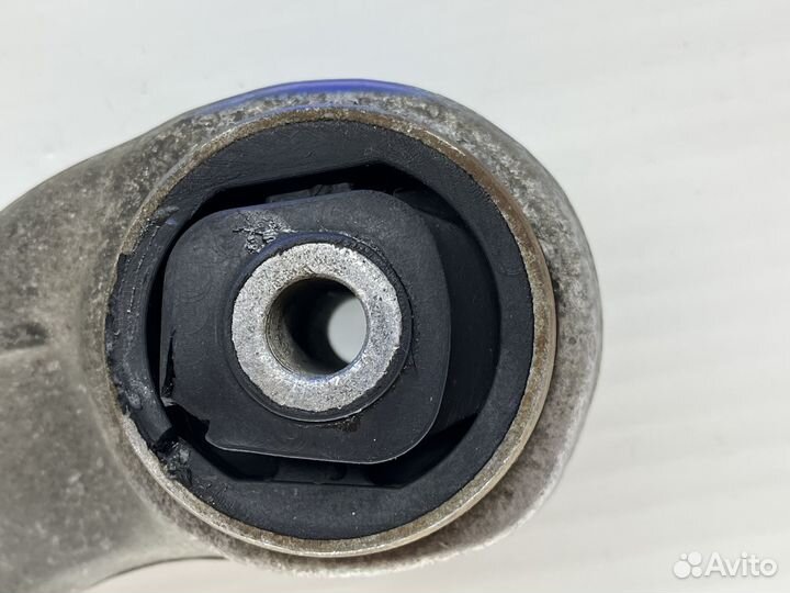 Продольный рычаг передний левый BMW F13