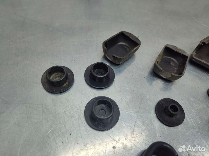 Клипсы комплект Mitsubishi Eclipse 1G 1992 г.в