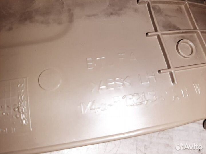 Накладка порога внутренняя задняя левая Jaguar