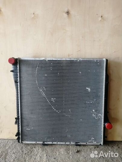 Радиатор охлаждения BMW X5 (e53), бмв Х5 (е53)