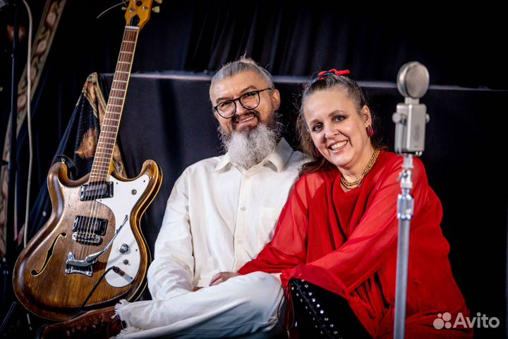 Актёр массовкиМодель