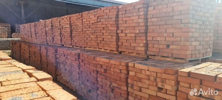 Кирпич цокольный красный М125