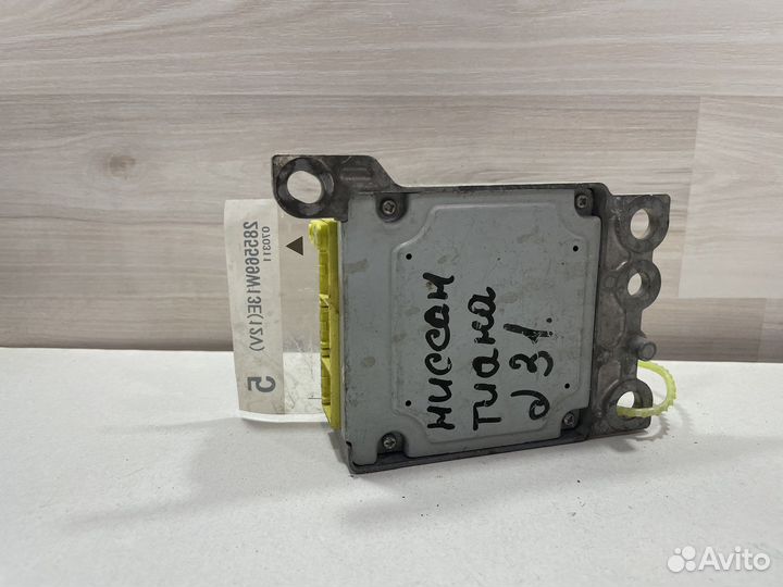 Блок управления SRS Airbag Nissan Teana J31 qr20de