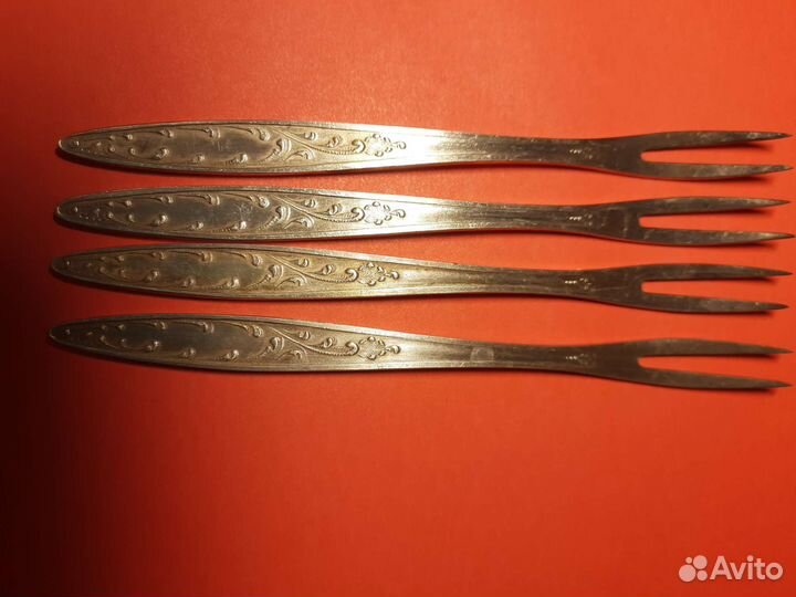 Набор мельхиоровых вилок