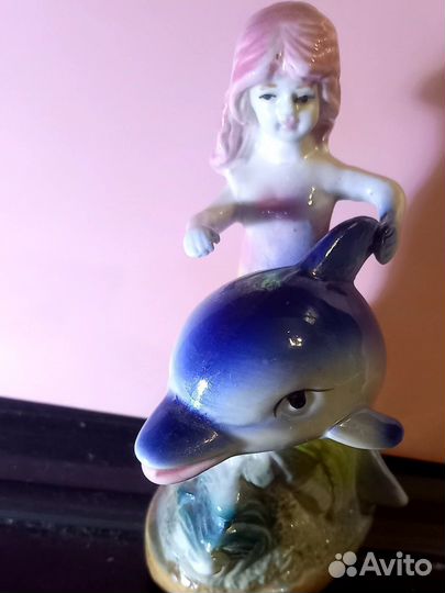 Статуэтки из фарфора