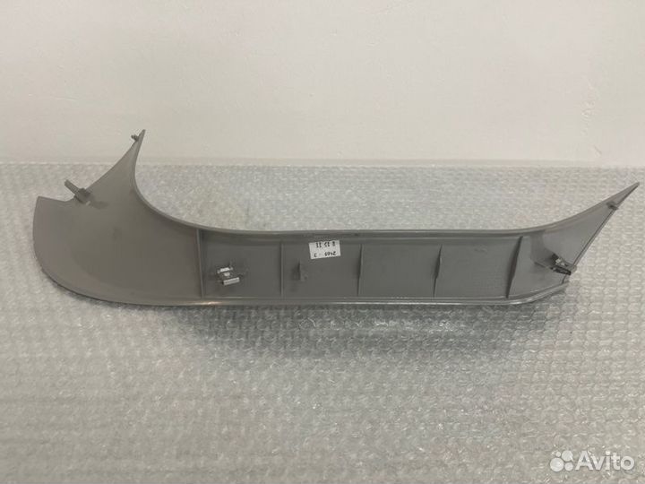 Обшивка крышки багажника левая Bmw X5 E70 N55B30