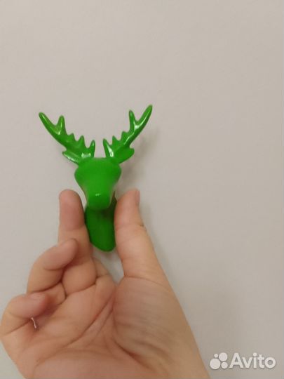 Декоративный крючок- вешалка олень