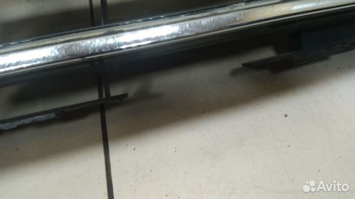 Решетка радиатора Volkswagen Tiguan