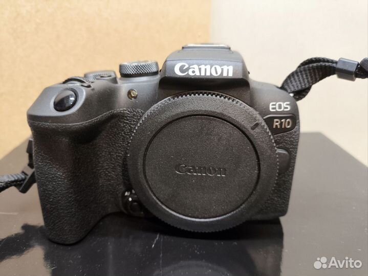 Фотоаппарат Canon eos r10