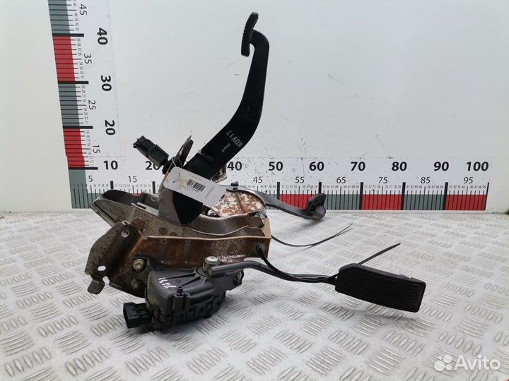 Педальный узел для Nissan Primera P12