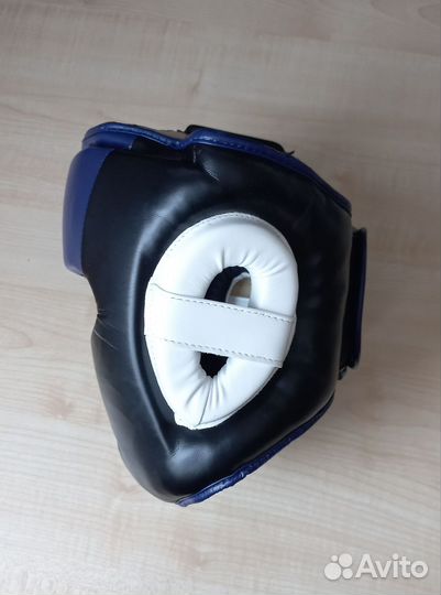 Боксерский шлем