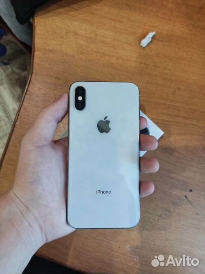 Телефон iPhone xs