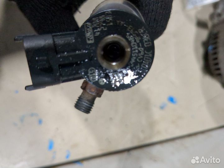 Форсунка топливная Ford B-Max, 2014